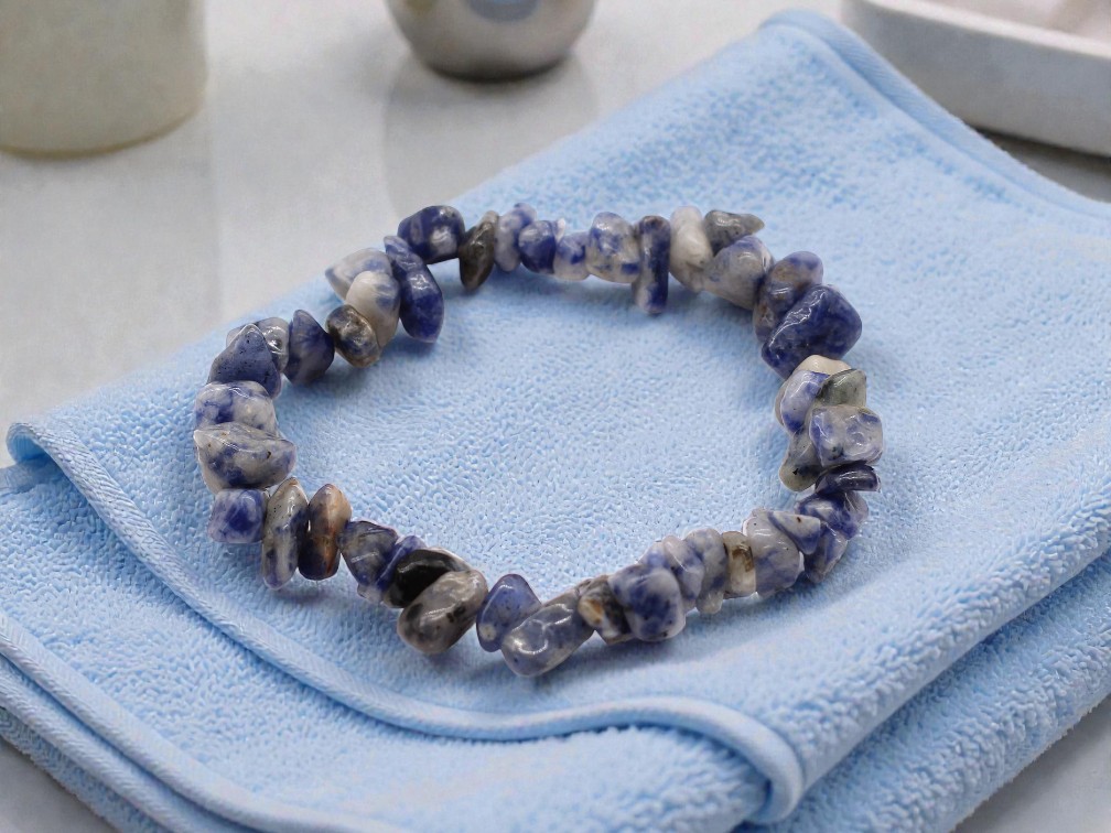 Gemstone Bracelet Bath Bomb. Sodalite, Sandalwood - Image 3