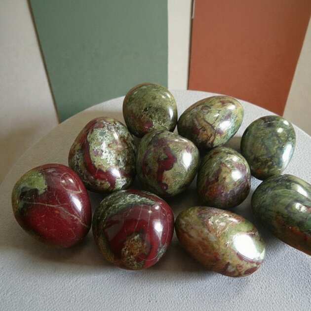 Small Dragon Blood Jasper 10-20mm