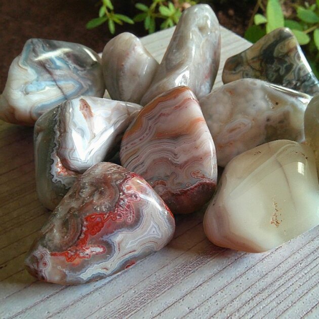 Medium Crazy Lace Agate Tumblestone 20-30mm