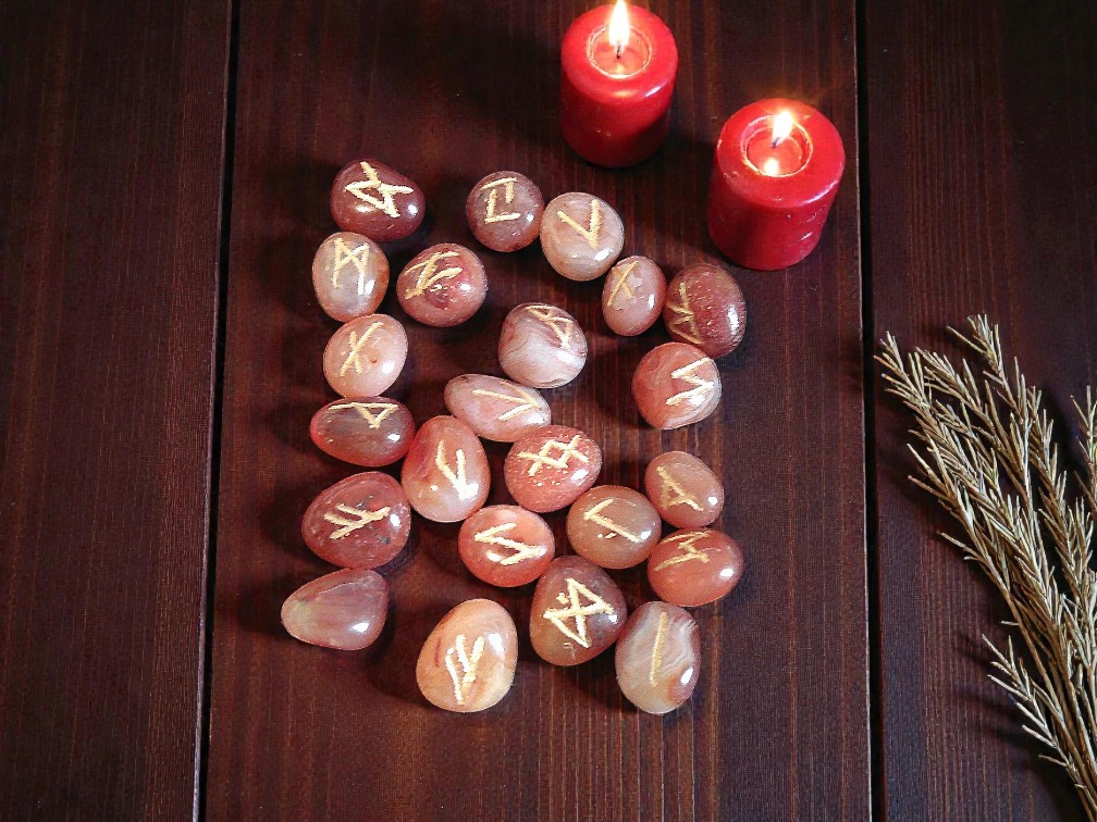 Rune Set, Carnelian - Image 4