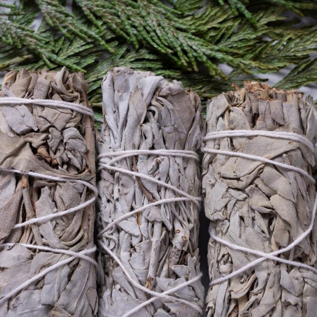Natural California White sage smudge stick 18cm