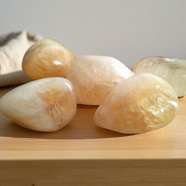 Large Citrine Tumblestone 30-50mm