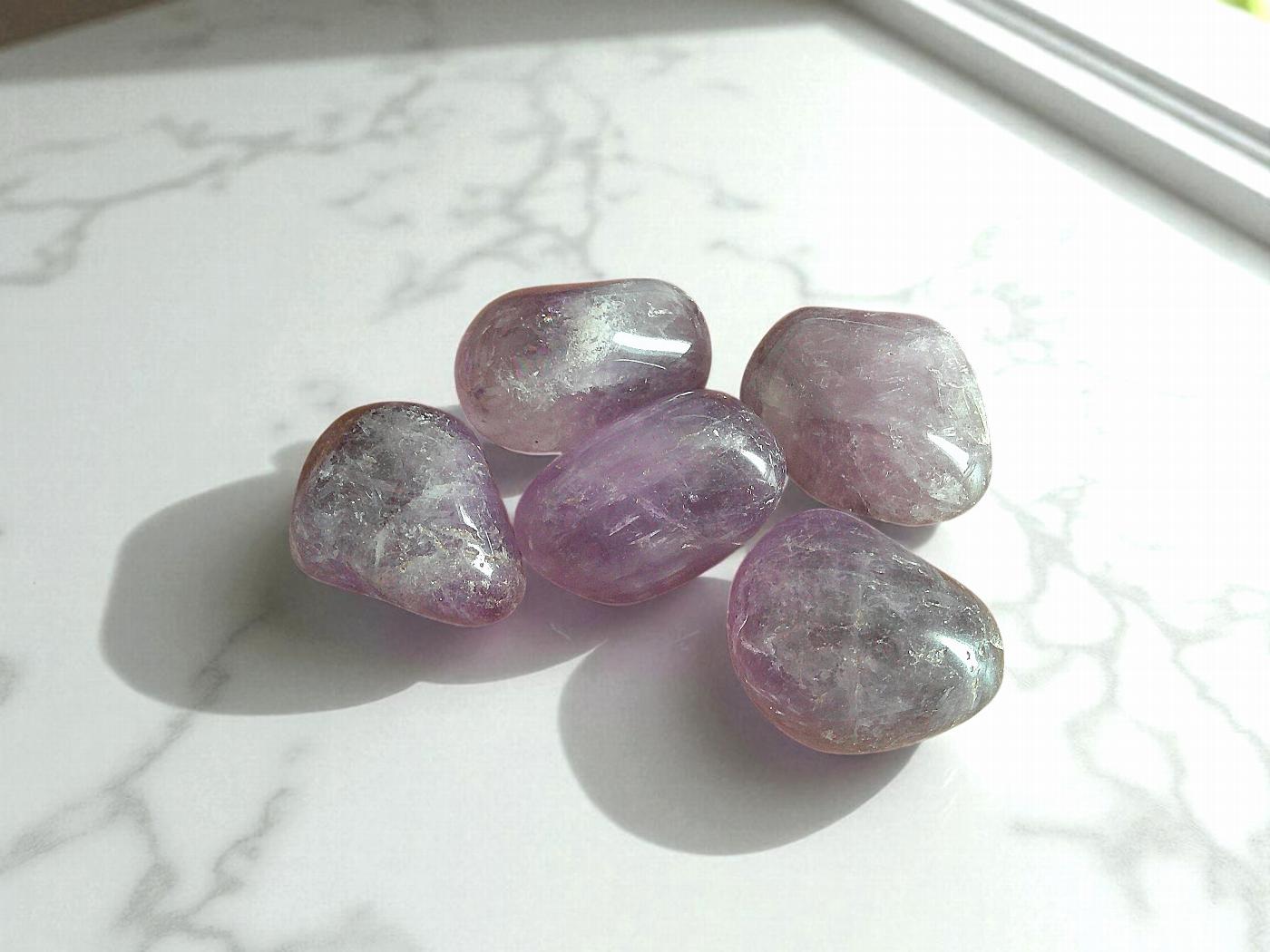 Large Amethyst Tumblestone 30-50mm - Image 3