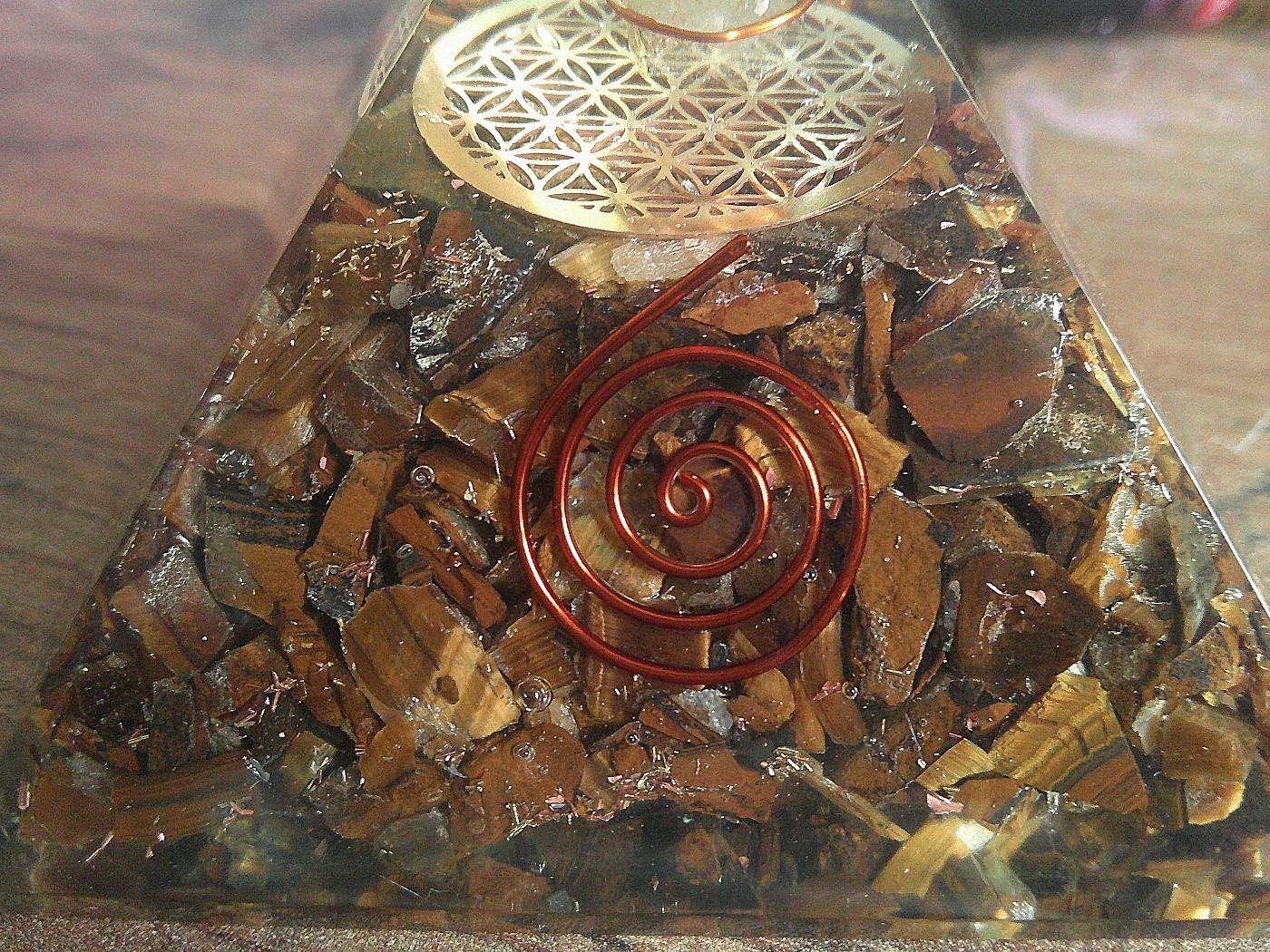 Orgonite Tigers Eye Pyramid 8cm base - Image 3