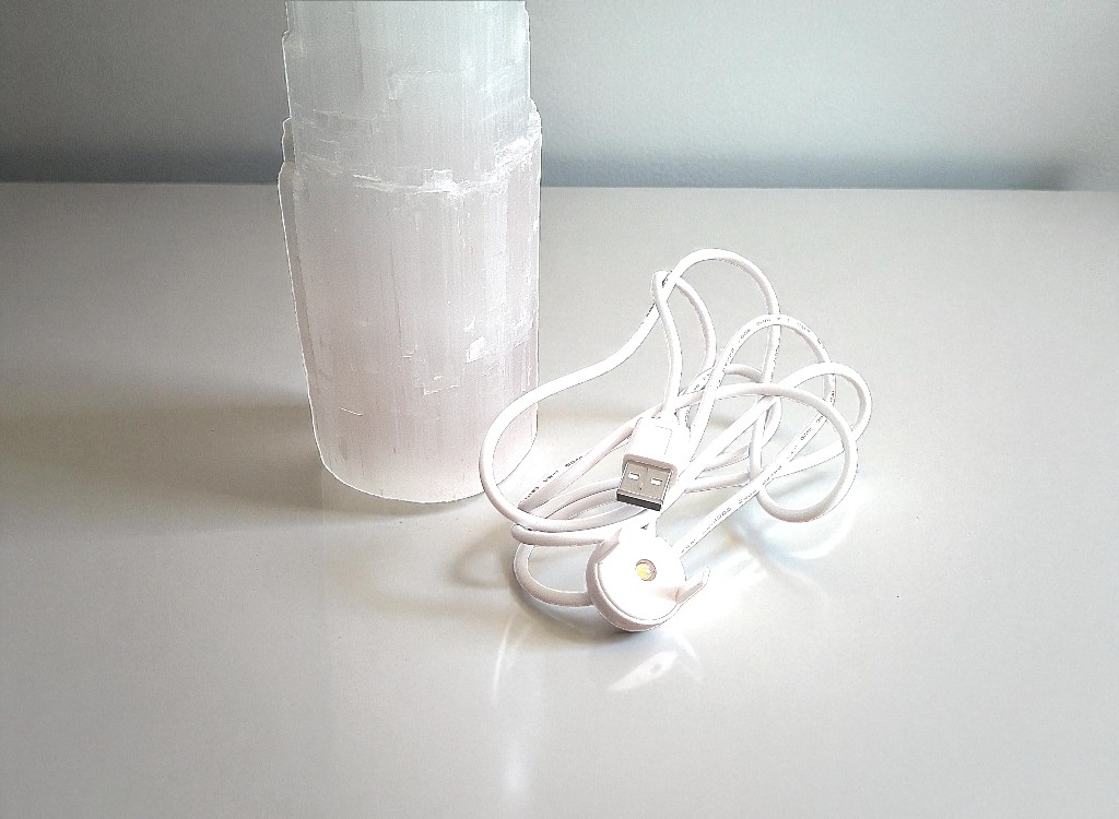 Natural Selenite Lamp 20cm - Image 3