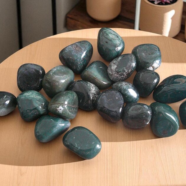 Small Moss Agate Tumblestone 10-20mm