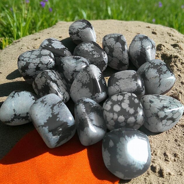 Small Snowflake Obsidian Tumblestones 10-20mm