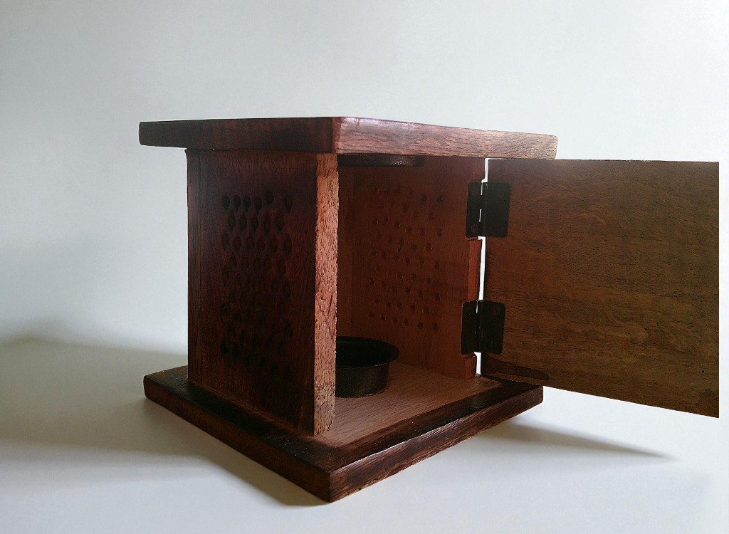 Tree Of Life Mango Wood Oil Burner - Image 2