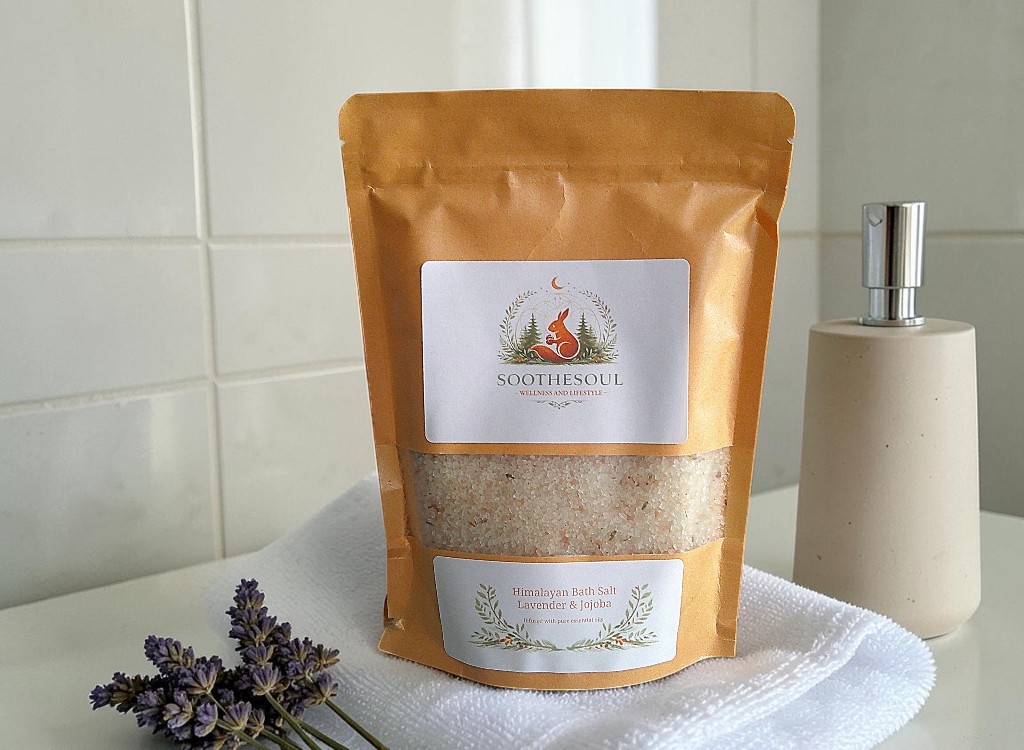Lavender and Jojoba Himalayan Bath Salts 500gms. - Image 2