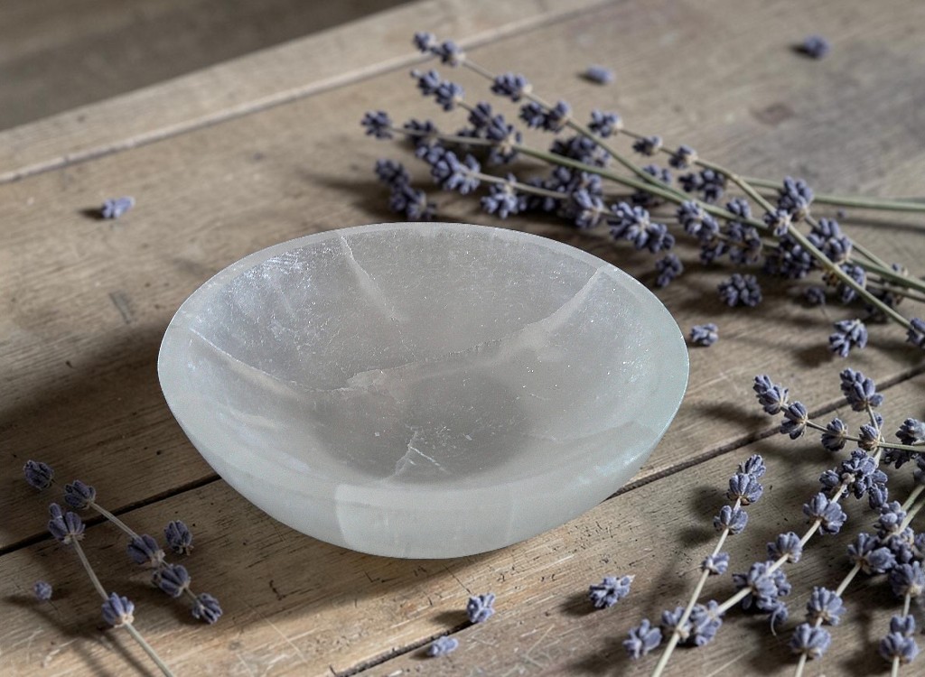 Selenite Round Bowl Healing Tumble Set - Image 2