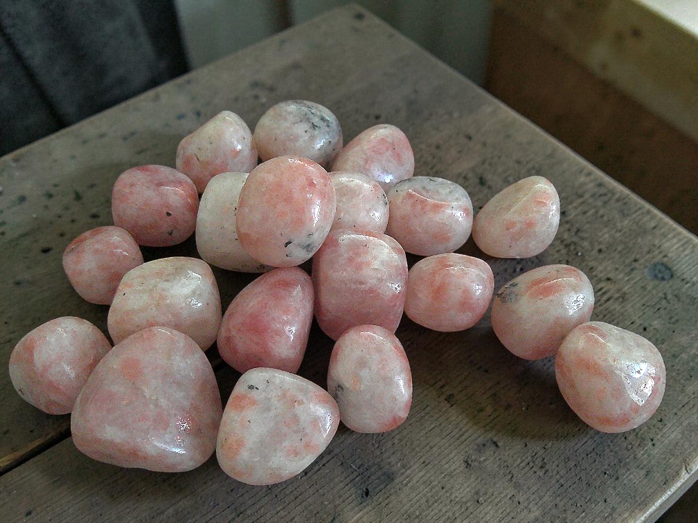 Medium Sunstone Tumblestones 20-30mm