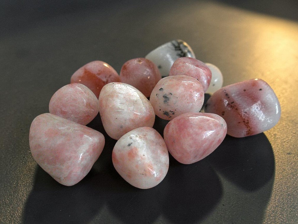 Small Sunstone Tumblestones 10-20 mm